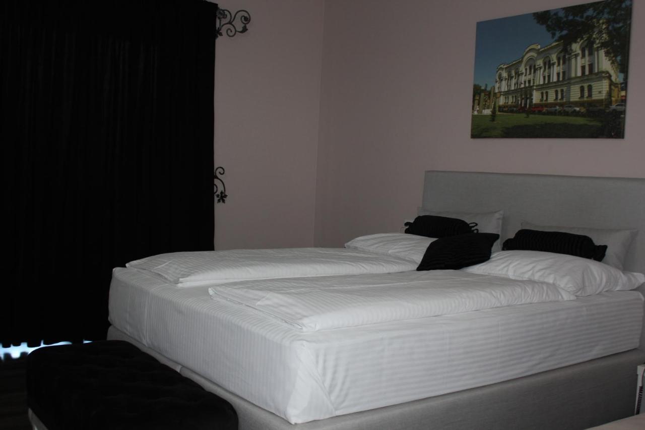 Hotel Bakarni Lonac Brčko Exterior foto